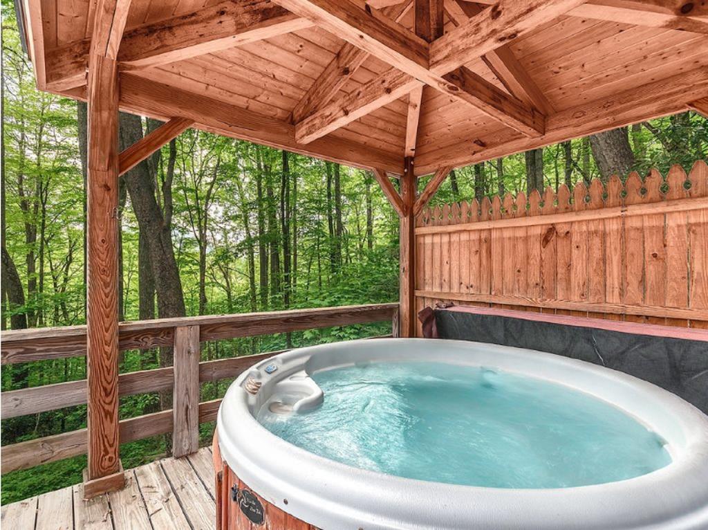 Villa Smoky Mountain Treehouse à Maggie Valley Extérieur photo